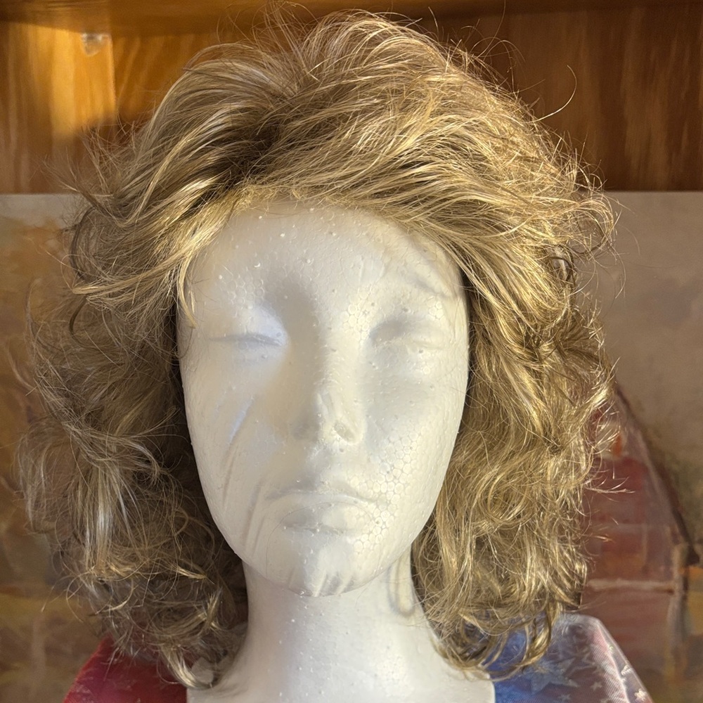 Gray Blonde Curly Wig